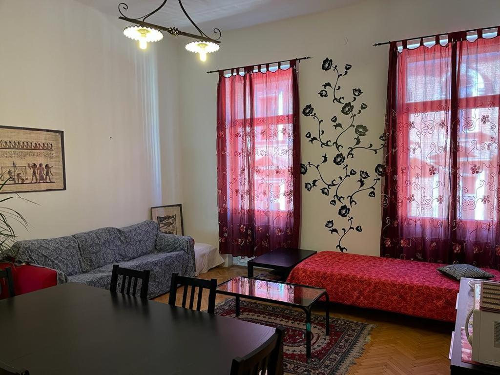 Anna 2 Bedrooms 2 Bathrooms 6 Bikes ブダペスト エクステリア 写真